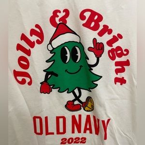 never worn jolly and bright pajama shirt from old navy 💝